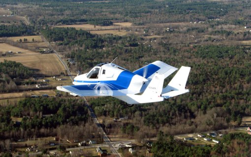terrafugia-flying-car-public-flight-designboom01