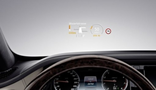 Mercedes-S600-driver-display-600x346